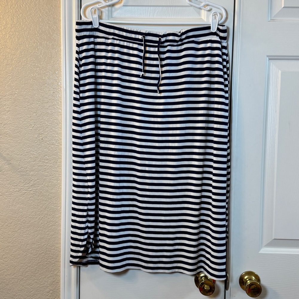 Navy & Blue Striped Stretchy DIP‎ Women’s Skirt Elastic Waist Size Large